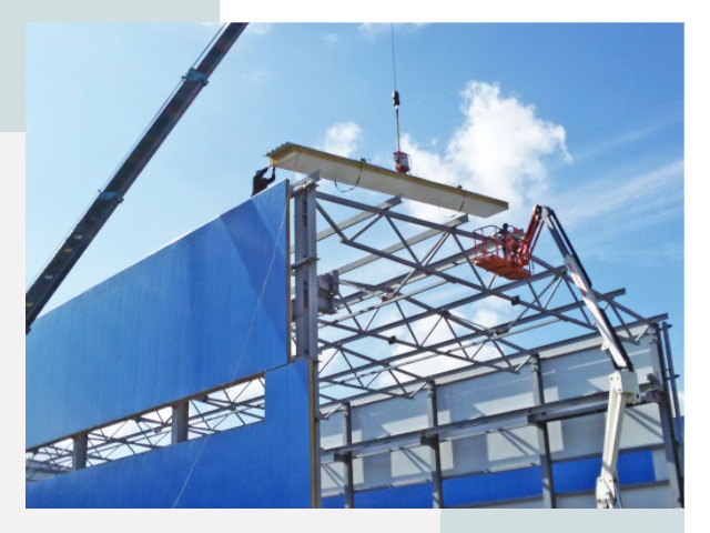 Монтаж сэндвич-панелей в Гатчине